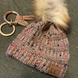 Keychain, never used.